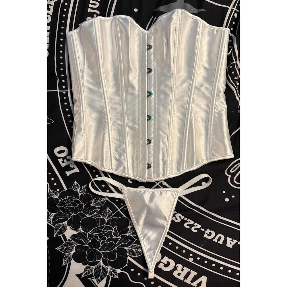 NEW White Lace Up Back Lingerie Corset & Thong Set, Medium